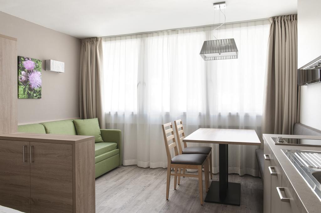 Appartamenti Pradalago Marilleva 900 Ruang foto